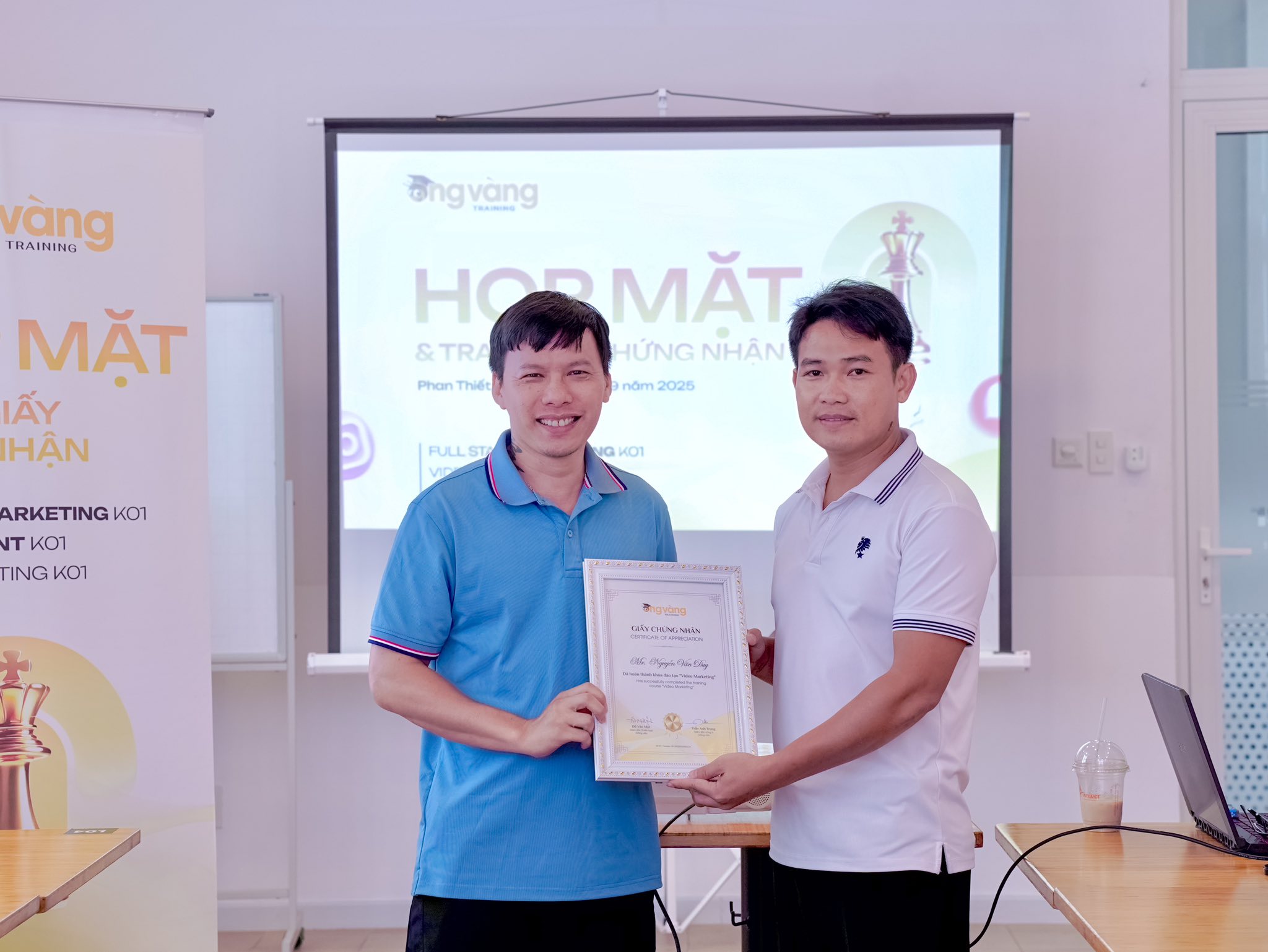 Ong Vàng Training tổ chức lễ trao giấy chứng nhận hoàn thành khóa học - Ảnh 6